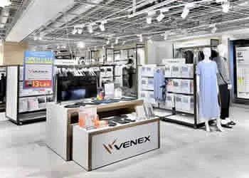 VENEX 石井スポーツ ヨドバシカメラ池袋店の店内