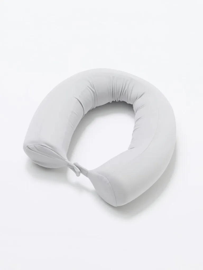 Neck Pillow 引用：株式会社TENTIAL